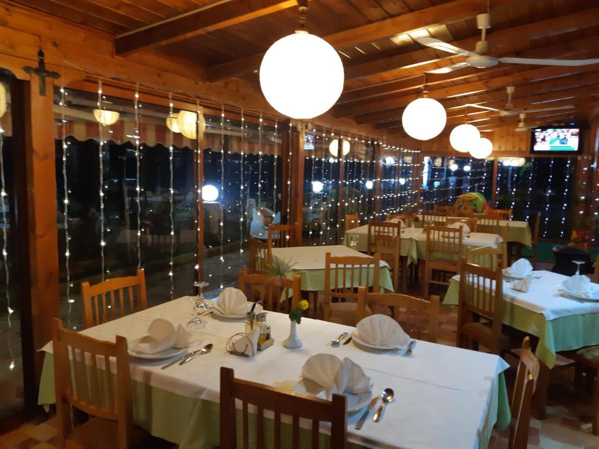 Hotel Ramosaco, Radhime, Vlore Eksteriør billede
